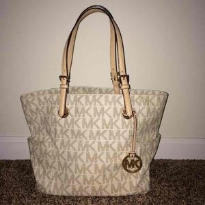 Michael Kors Signature Tote