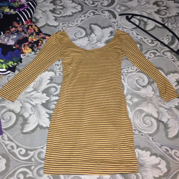 Mini yellow dress