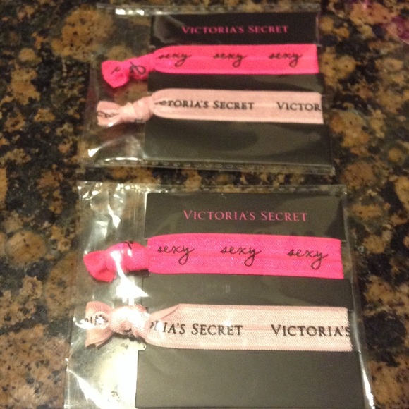 NWT VICTORIA'S SECRET HAIR TIES