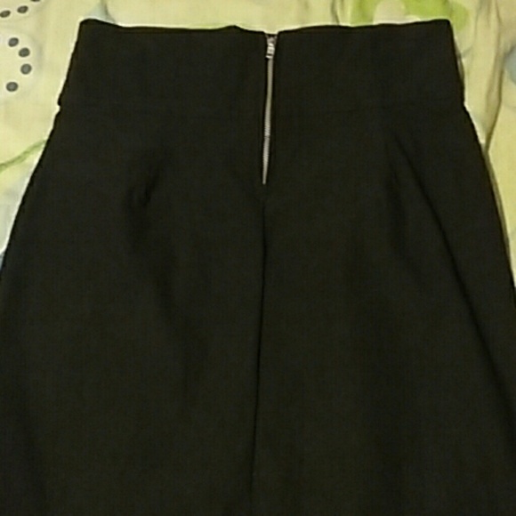 Pencil skirt - Picture 2 of 2