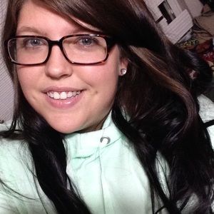 Meet your Posher, Erica