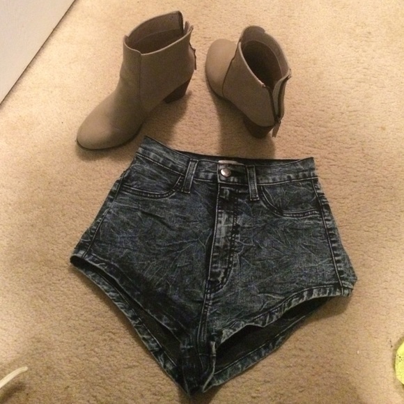 Cheeky high waist shorts