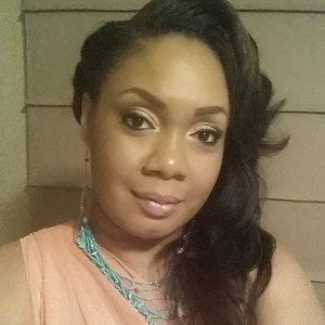 Meet your Posher, Cristal