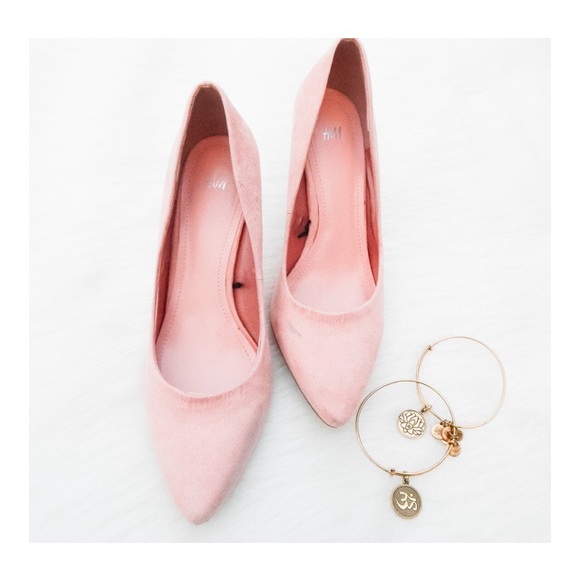 Shoes - • H&M Pink Heels •