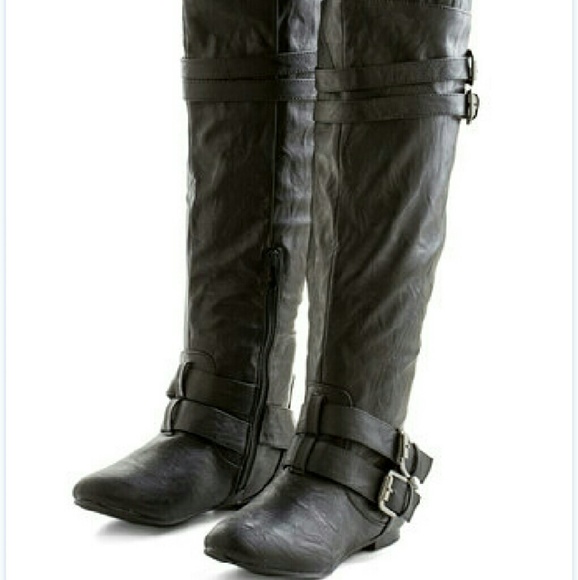 Modcloth Stride to Be Boot in Black