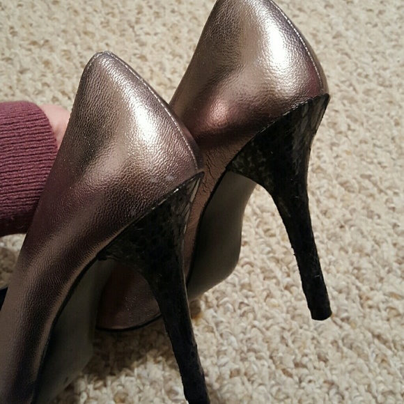 Metallic Heels - Picture 3 of 3