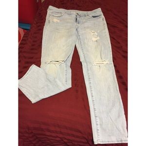 🚨FLASH SALE🚨Light wash American Eagle Jeans