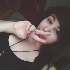 Meet your Posher, Alexandra