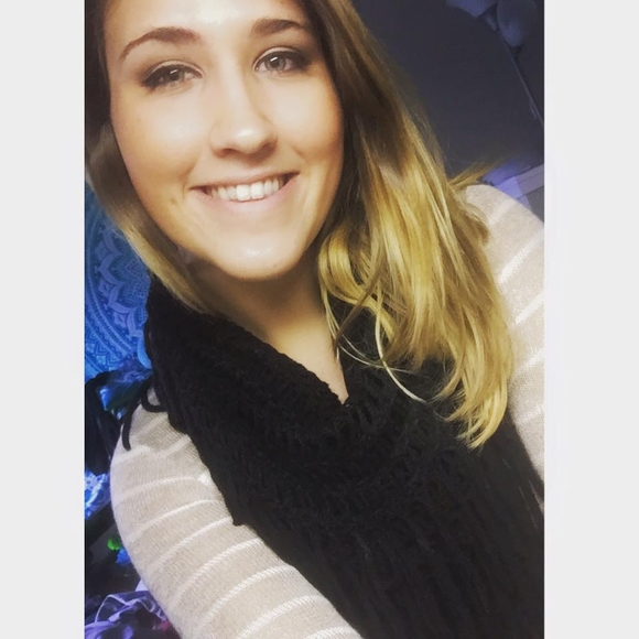 Meet your Posher, Brianne - Picture 1 of 1