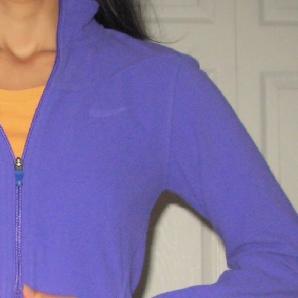 Nike purple therma-fit long sleeve zip up jacket - Picture 4 of 4