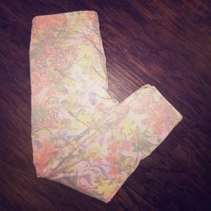 Floral Ankle Pants