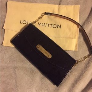 BRAND NEW LV
