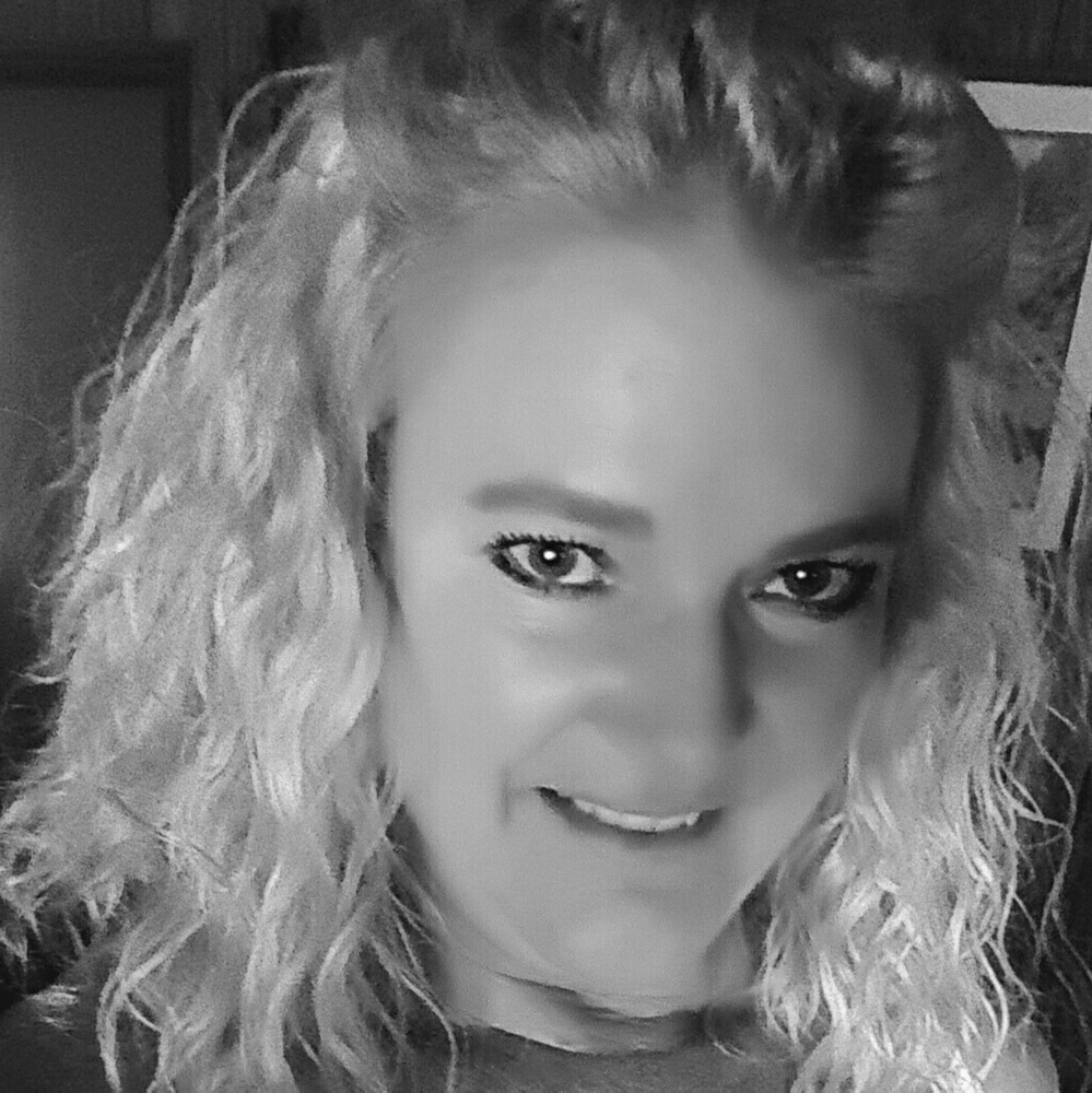Meet your Posher, Candace