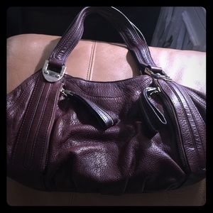 B. Makowsky handbag