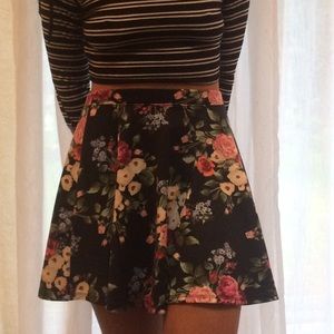 Forever 21 black mini skirt