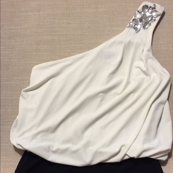 Cocktail one shoulder dress - Picture 2 of 4