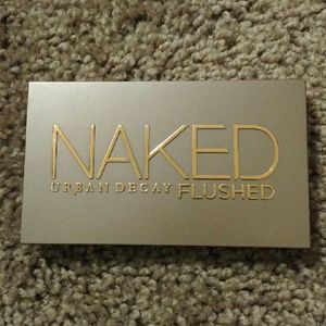 Naked Flushed Palette
