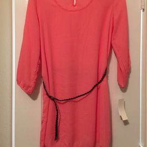 Very cute coral mid sleeve dress