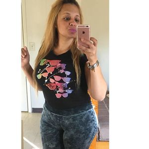 Meet your Posher, Nilsa