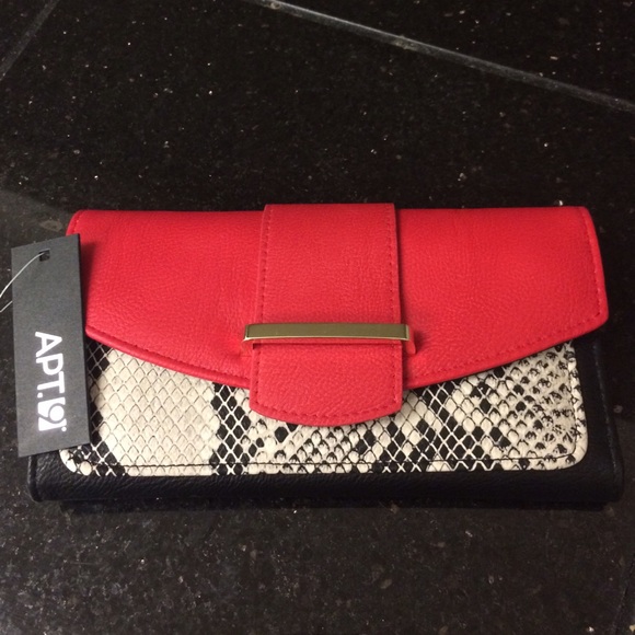 Clutch/Wallet - Picture 4 of 4