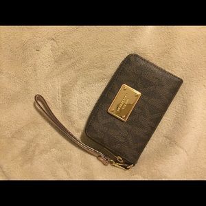 NWT MK Wallet/Wristlets