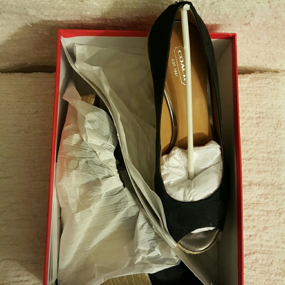 Authentic Coach Wedge - Picture 4 of 4