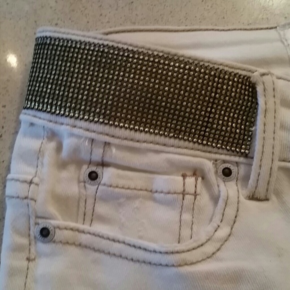 Dollhouse size 3 shorts - Picture 4 of 4