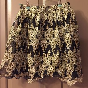 Francesca's Silver and Gold Skirt Size S