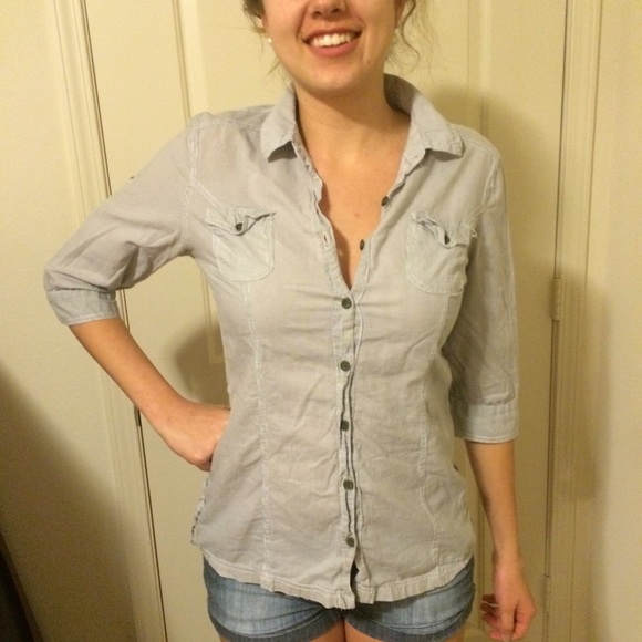 ⚠️️️SOLD⚠️Pinstripe button up from Charlotte Russe