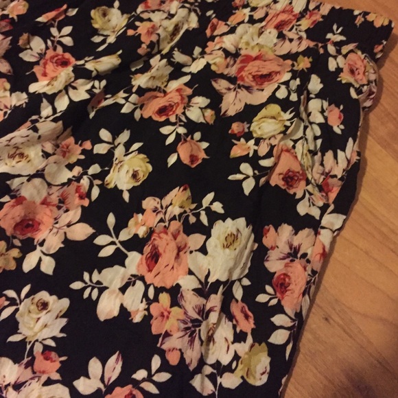 joggers - Picture 2 of 3