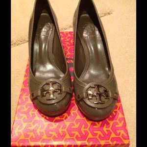 Tory Burch heels gently used