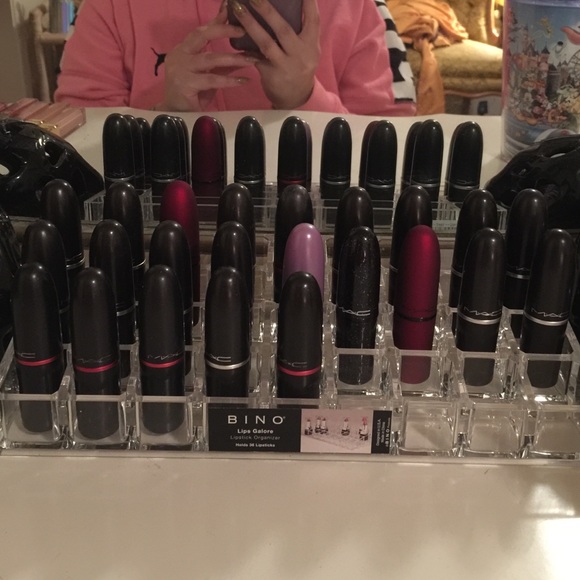 22 MAC lipsticks