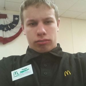 Meet your Posher, Christopher