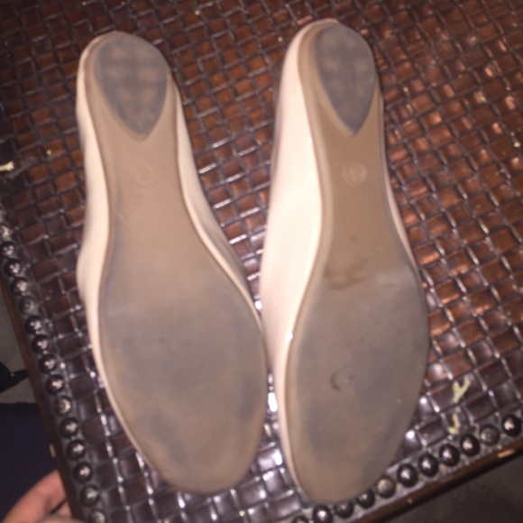 Flats - Picture 2 of 2