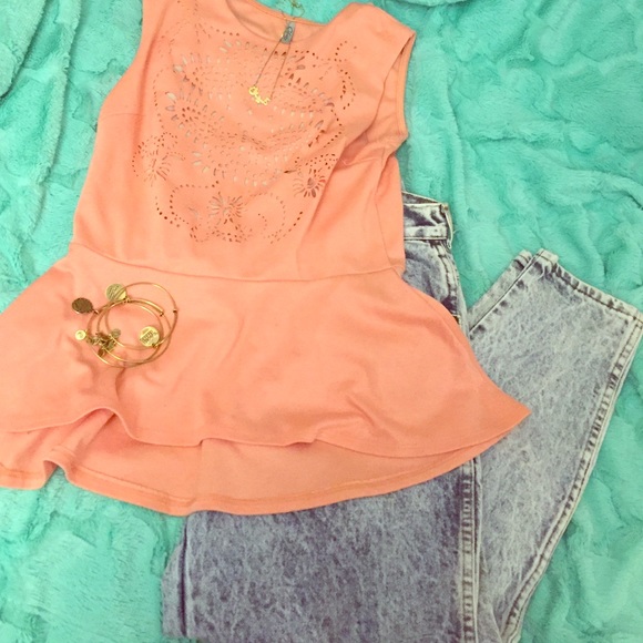Peach Peplum Shirt w/ Clutch