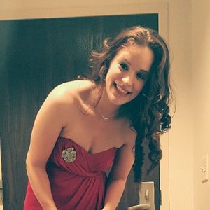 Meet your Posher, Carmen