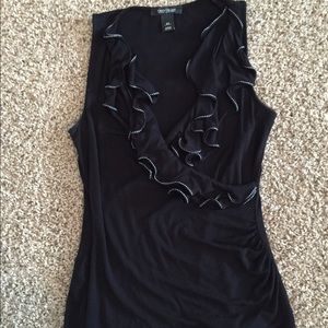 Dressy Ruffle tank XS White House black market