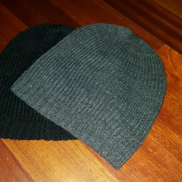 Charcoal gray benie