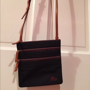 Dooney & Bourke Cross body