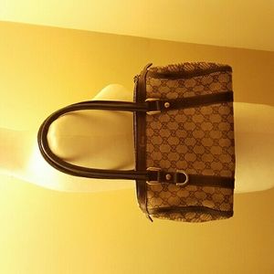 Gucci purse