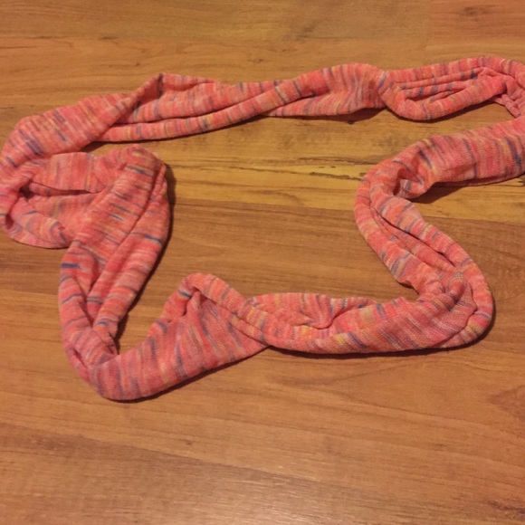 scarves - Picture 3 of 4