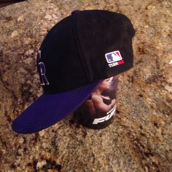 Nice hat - Picture 2 of 3