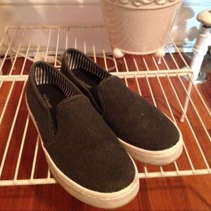 Grey Sneaker Slip-ons