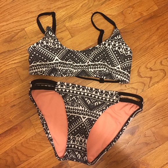 trade with @knifemoji