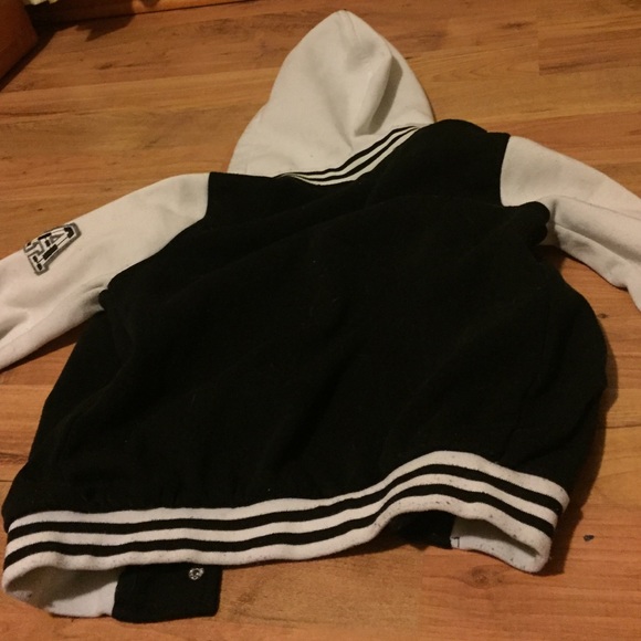 jacket - Picture 3 of 3