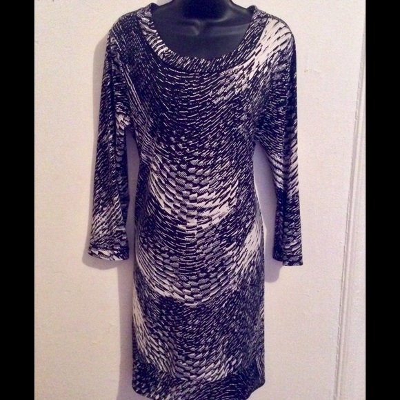 Print Dress - Picture 2 of 2