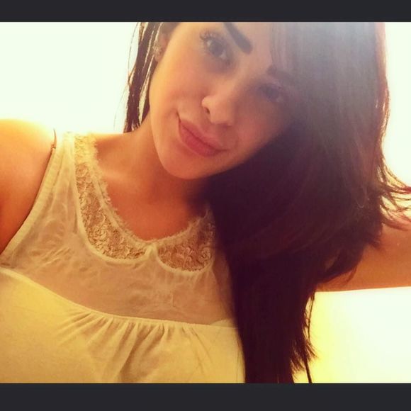 Meet your Posher, Valeria - Picture 1 of 1