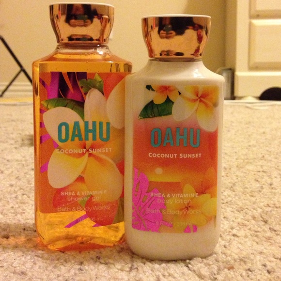 NEW BATH AND BODY WORKS BUNDLE