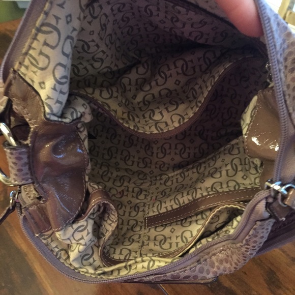 Guess Snake Skin Style Purse - Picture 3 of 4