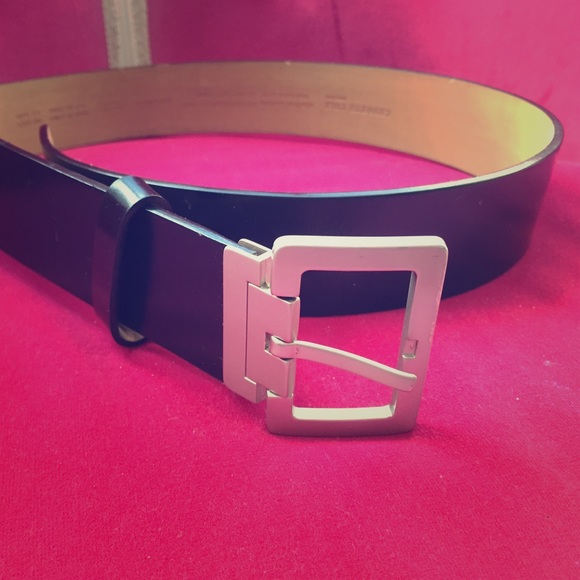Kenneth Cole black leather belt